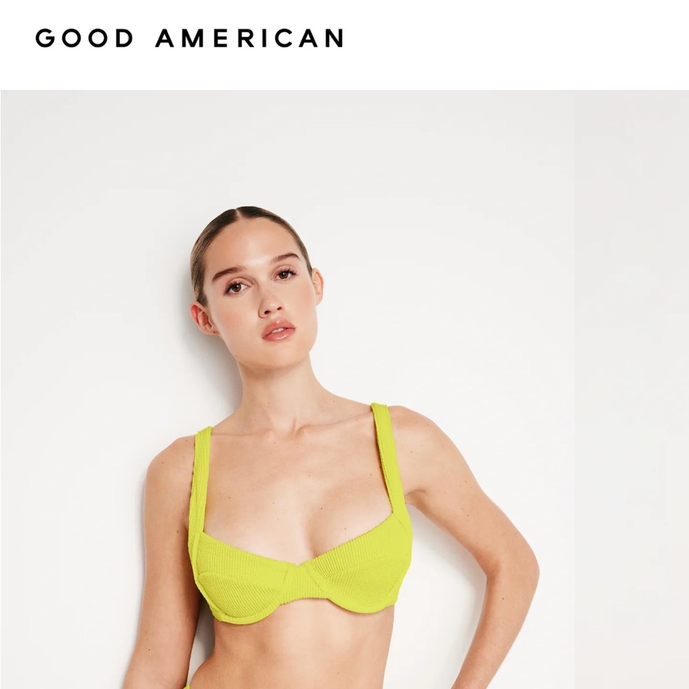 NWOT: Small Always Fits Support Demi Swim Top
